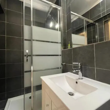 Confort & Cosy - Parking