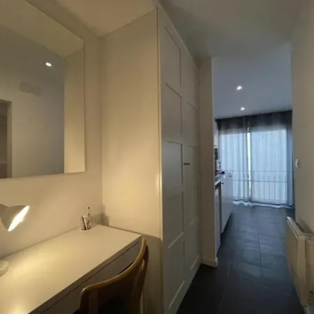 Confort & Cosy - Parking * フォンテーヌブロー