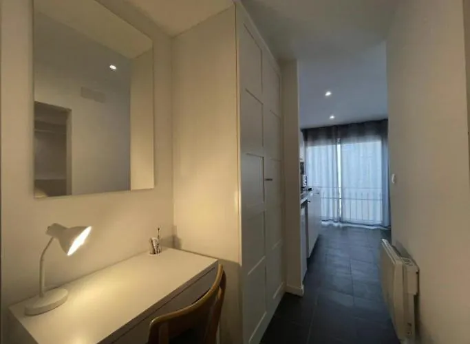 Confort & Cosy - Parking * フォンテーヌブロー