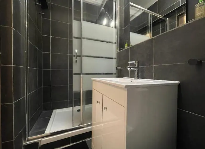 Confort & Cosy - Parking フォンテーヌブロー